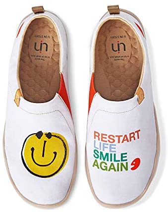 UIN Smiley Slip On Fashion Sneakers Cute Casual Fancy Art Painted Comfort Soft Shoes