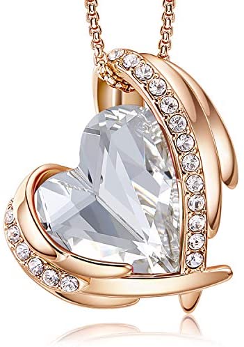 Love Heart Pendant Necklaces for Women