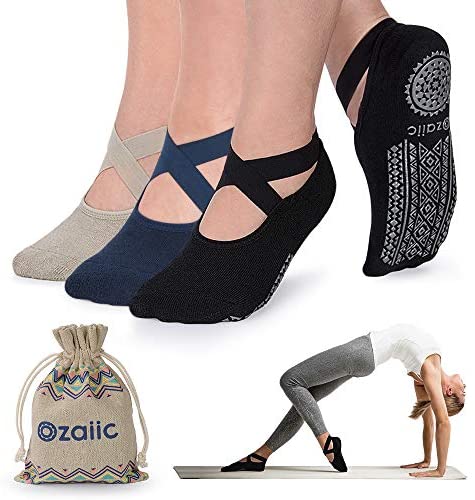 Ozaiic Non Slip Socks for Yoga Pilates Barre Fitness Hospital Socks for Women