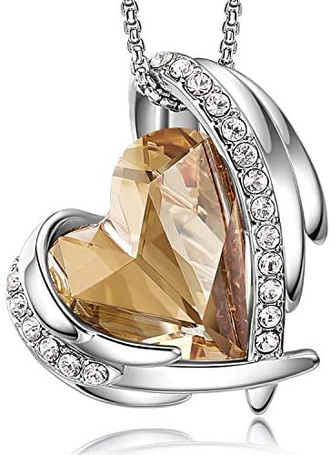 Love Heart Pendant Necklaces for Women