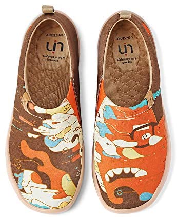 UIN Women's Slip Ons Canvas Lightweight Flats Sneakers Walking Casual Art Painted Travel Shoes Dream Mood