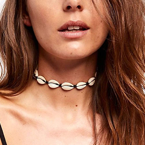 FONYVE Cowrie Shell Necklace for Women Girls Handmade Natural Seashell Necklace Choker Summer Adjustable Puka Shell Necklace Collar Boho Beach Jewelry