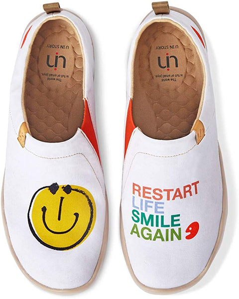 UIN Smiley Slip On Fashion Sneakers Cute Casual Fancy Art Painted Comfort Soft Shoes