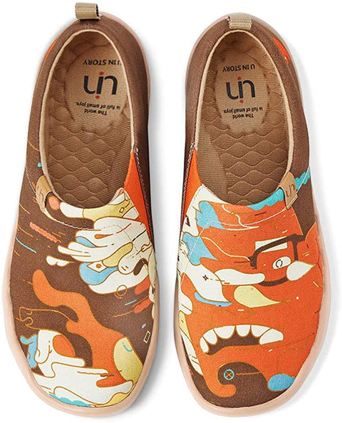 UIN Women's Slip Ons Canvas Lightweight Flats Sneakers Walking Casual Art Painted Travel Shoes Dream Mood