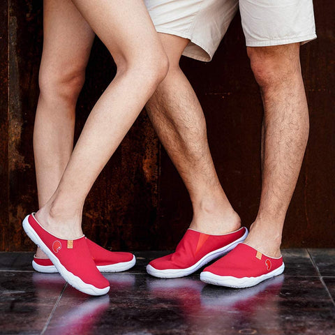 UIN Women's Men's Flats Slippers Fashion Canvas Comfort Wide Toe Casual Household Slip On Summer Travel Shoes Unisex Red