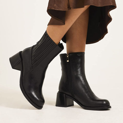 Torgeis Women’s Regent Fashion Supple faux leather,Zipper Ankle Boots, stacked heel, Round-Toe, 100% Rubber Outsole