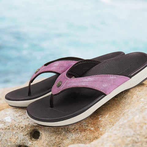 Flip Flops for Women with Arch Support - Memory Foam Flip Flop Thong Sandals Orthotic Sandal for Women with Non-Slip Rubber Sole and Metallic PU Leather Straps