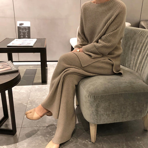 New Fashion Winter Women's Thicken Warm Knitted Pullover Sweater Two-Piece Suits