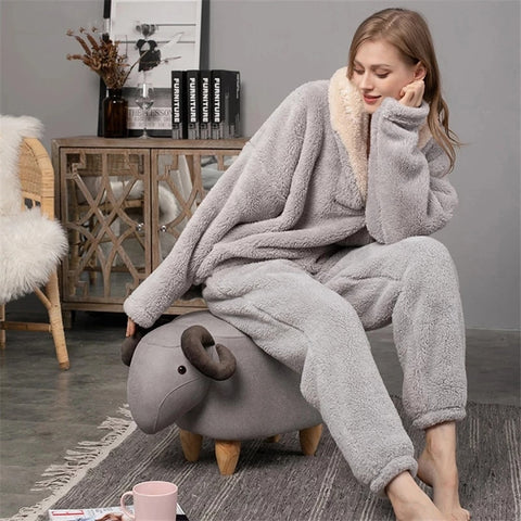 New Pajama Sets Women's Solid Long Sleeve Winter Woman Fluffy Pijama Suit