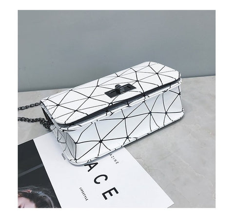 Women Fashionable Shoulder Bags